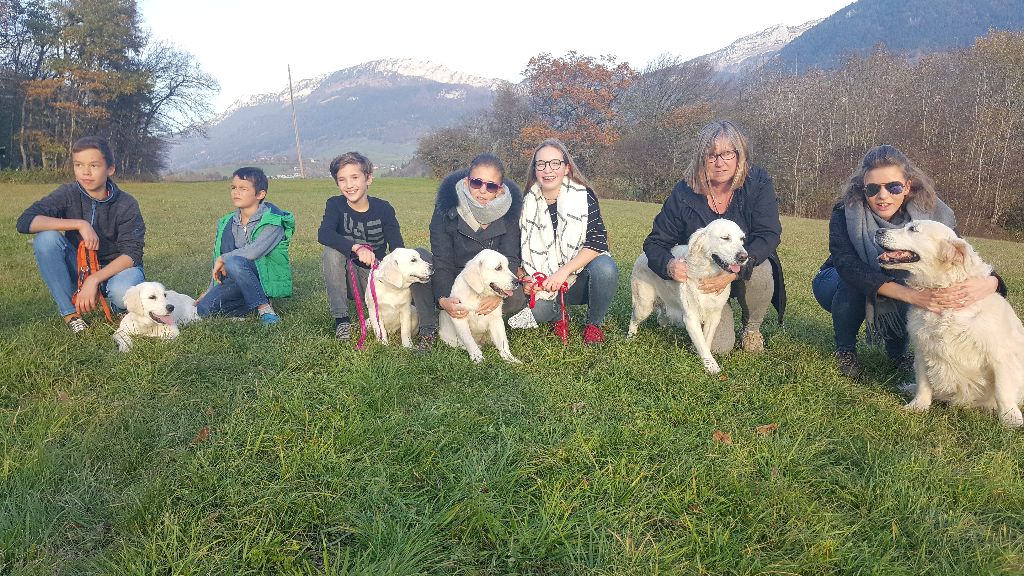 Shan Deu Lo Dama - Fidji avec 3 autres de ses bébés 